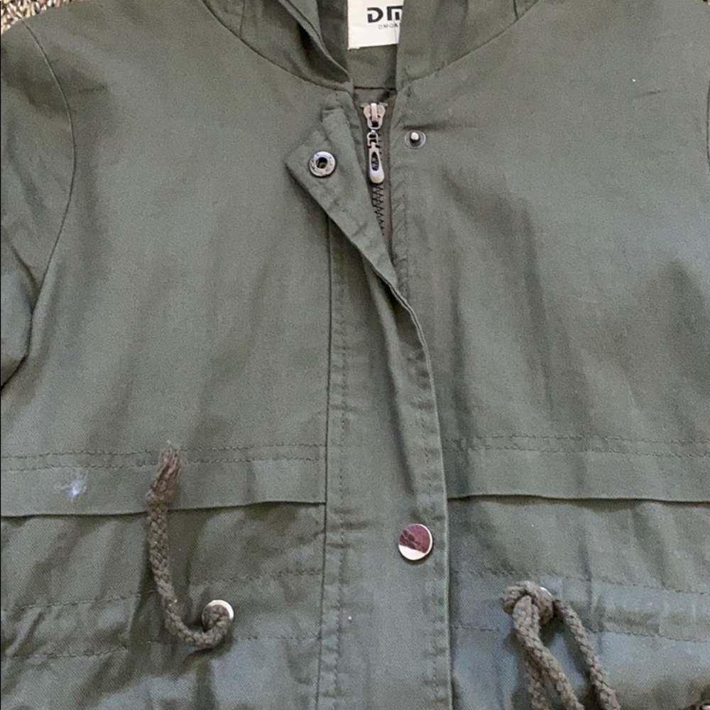 Green jacket - Picture 3 of 4